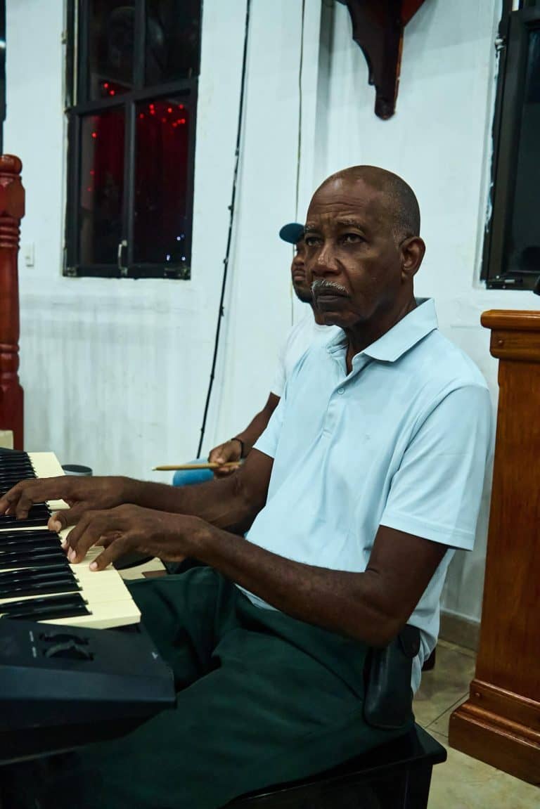 600439287_901846209067170_5059045966649684815_n